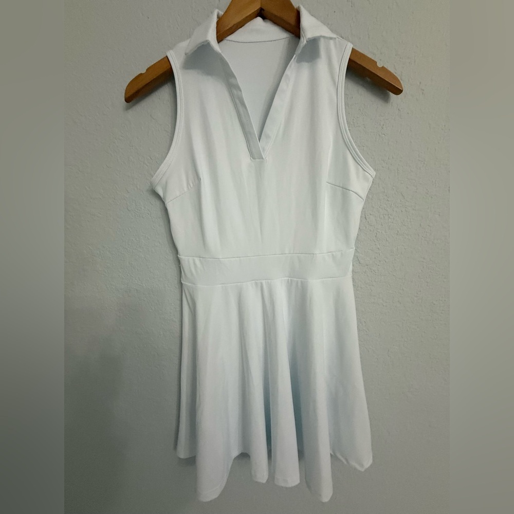 White Sports Dress With Shorts Sleeveless Pickleball Tennis Size M